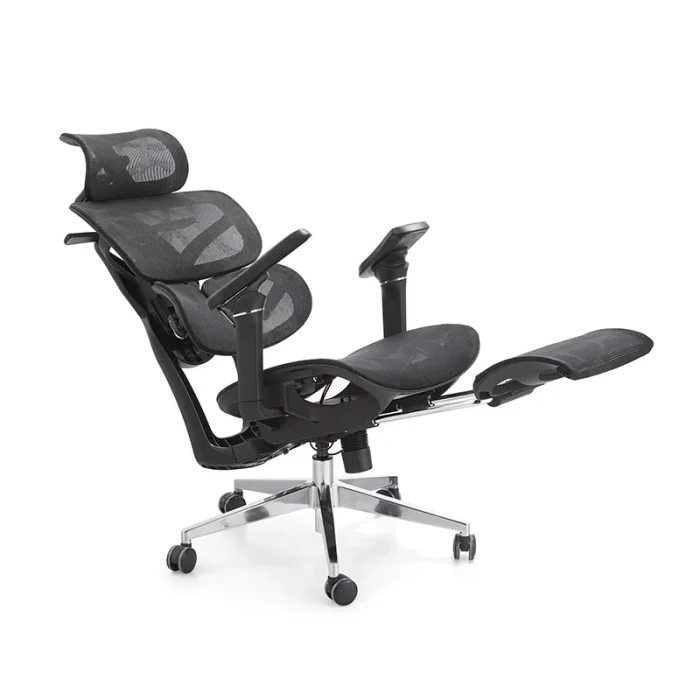 ergonomic-chair-with-footrest-extension